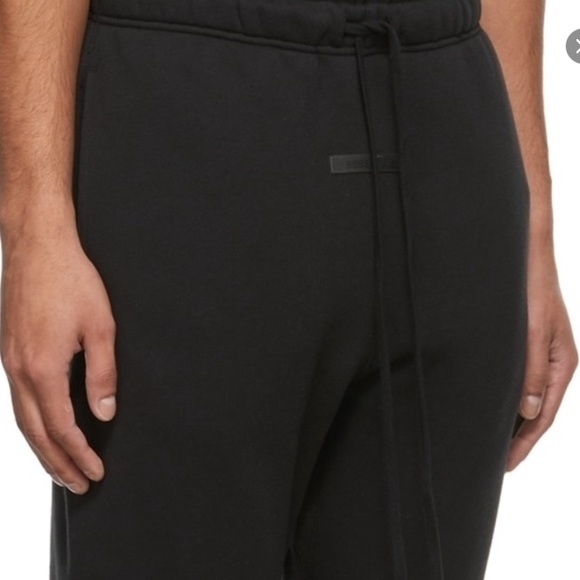 🚨 NWT 🚨 Fear of God Essentials Sweatpants - Picture 6 of 6